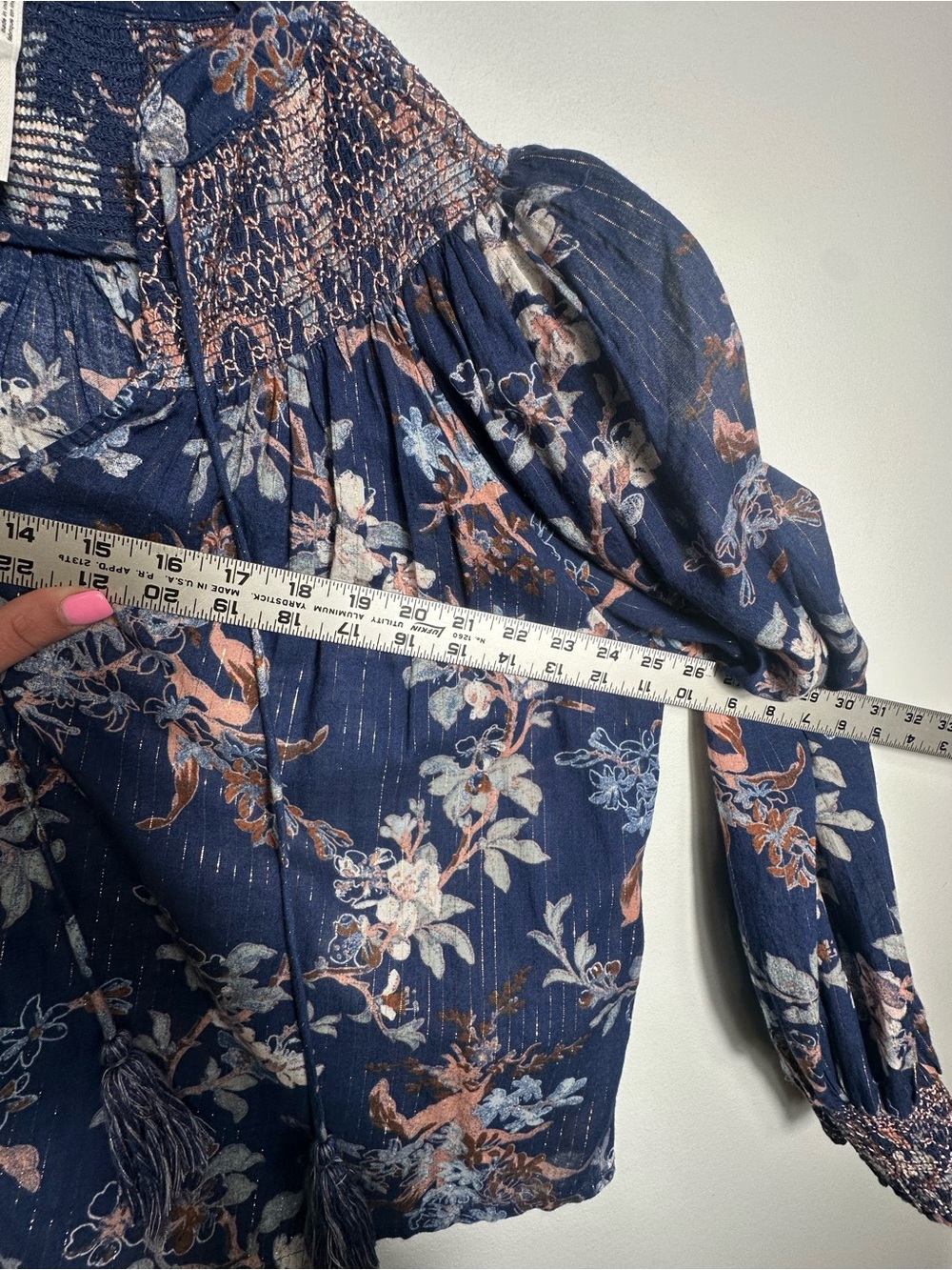 Anthropology Long Sleeve  Smocked  Jacquard Top Size Medium - Picture 15 of 17
